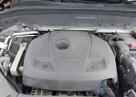 2016 Volvo Xc90 T6 R-Design z USA, uszkodzony, nr VIN YV4A22PM3G1064893